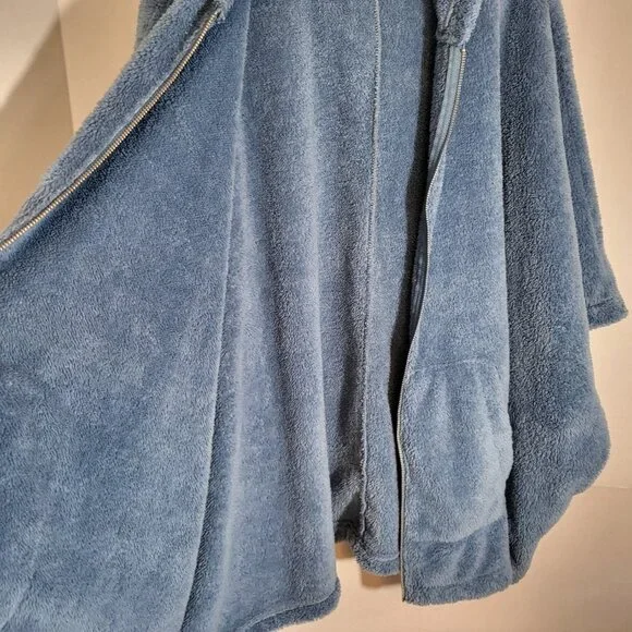 AnyBody Women's Hooded Plush Zipper Front Poncho Size XL/1X Blue - Picture 3 of 10